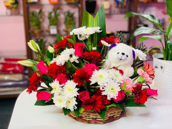 Flower arrangement by Flower Friends Mangalore